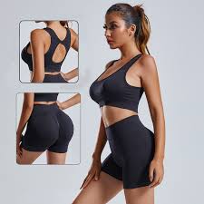 Set Deportivo "Power Fit" – Short y Top en Negro Clásico