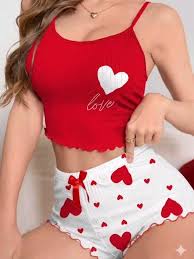 Set de Pijama Passion Red – Seducción y Confort en 2 Piezas