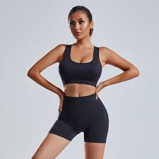 Set Deportivo "Power Fit" – Short y Top en Negro Clásico