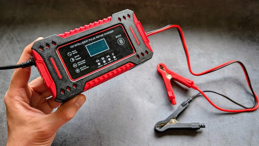 Jumper Inteligente 12V – Potencia de Arranque de Emergencia en Formato Portátil