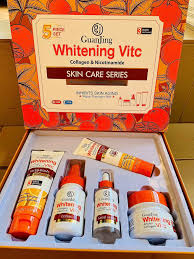 Skincare Iluminador con Vitamina C – Kit 5 Piezas